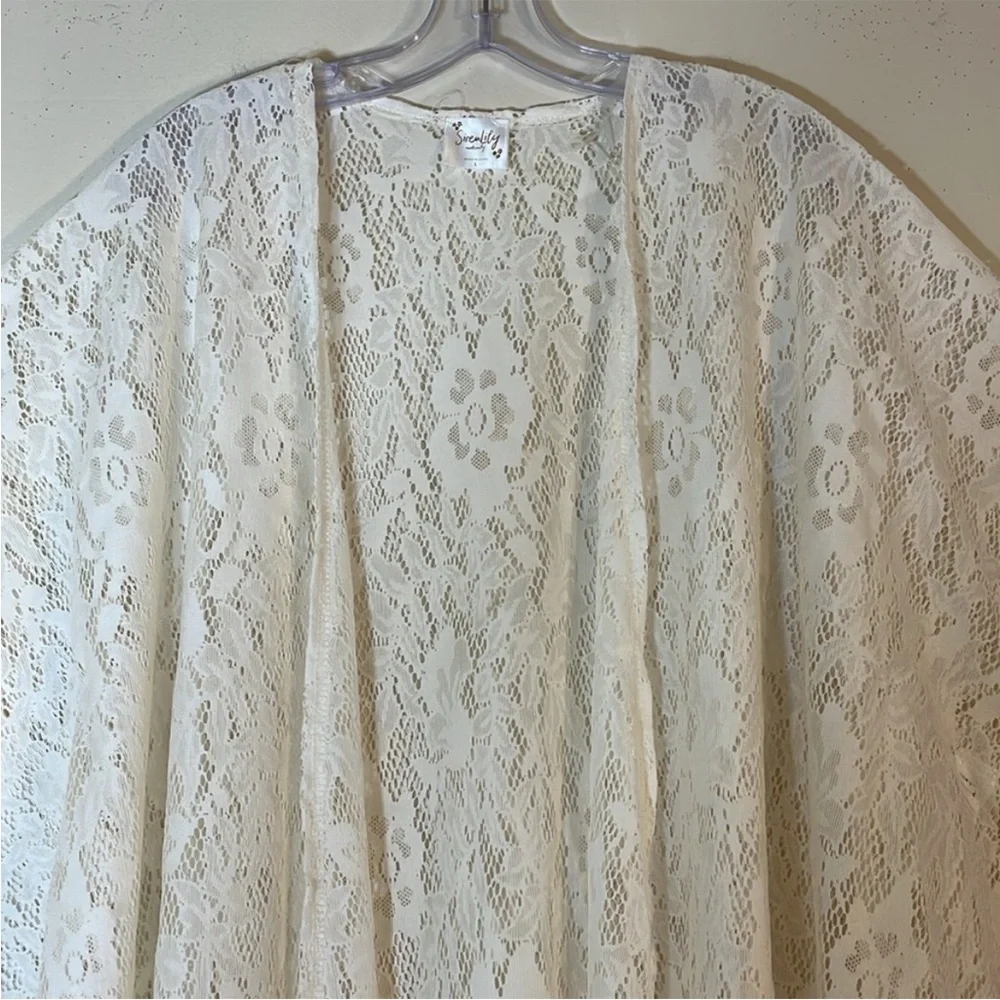 NWT. Siren Lily Maternity Fashion Floral Lace Fringe Hem Kimono. Large . - Picture 5 of 12
